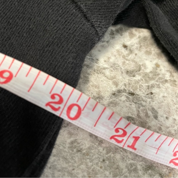 Champion Essential Black Long Sleeve Tee 100% Cotton Men’s Medium - Picture 9 of 10